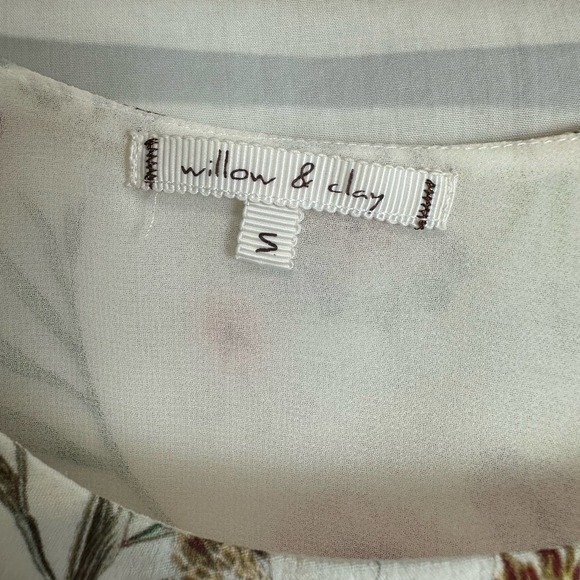 WILLOW & CLAY Floral Tie Strap Cold Shoulder Top SZ SMALL - Picture 11 of 11